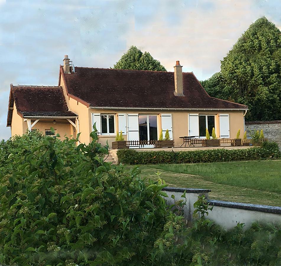 La Maison Et Son Jardin Sur Le Canal De Bourgogne Ravieres エクステリア 写真